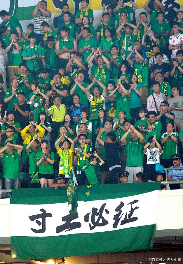 马克莱莱选前队友各项能力最佳：右脚选菲戈，球商选齐达内（马克莱莱评昔日队友之最：右脚选菲戈，球商选齐达内）