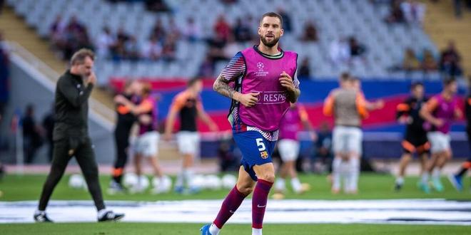 琼阿梅尼阿隆索战术没问题 输球不是教练的错 是球员自己的问题（琼阿梅尼力挺阿隆索：战术无误，输球责任在球员非主帅）