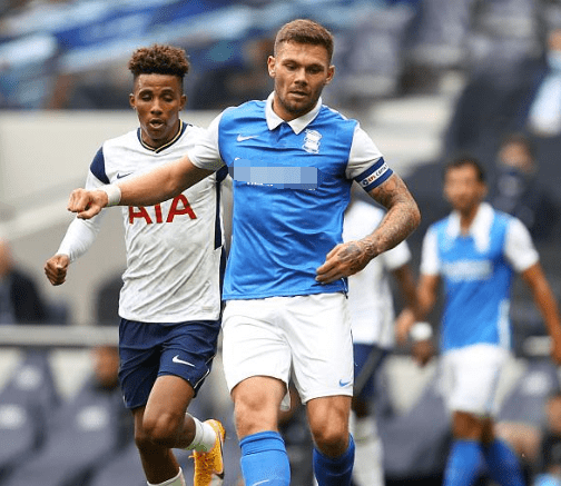 京港体育文化交流座谈会在北京举行，共话两地体育文化交流（北京举办京港体育文化交流座谈会，携手探讨两地体育文化交流）