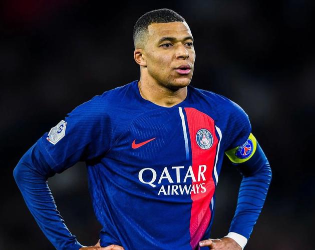 埃梅里的“复仇”：用最痛快的方式，让阿森纳记起他的名字（埃梅里的痛快回击：让阿森纳重新记住他的名字）