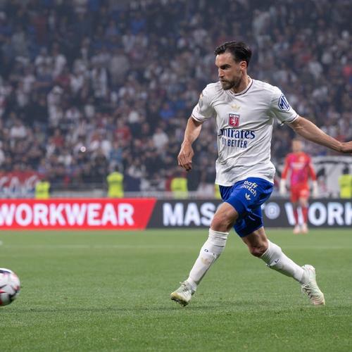 足球国足热身赛门票开售5分钟售罄（国足热身赛门票开卖仅5分钟即售罄）